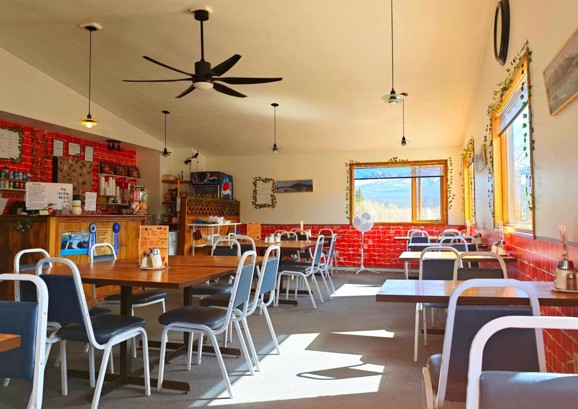 Cozy Corner Motel&Restaurant Haines Junction Exterior foto